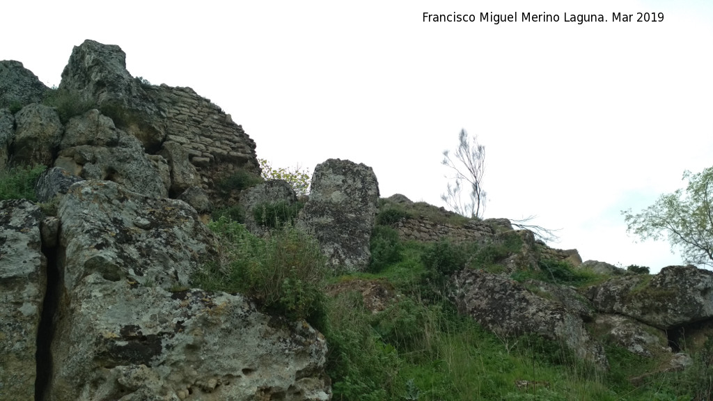 Castillo de Giribaile - Castillo de Giribaile. Muralla Norte