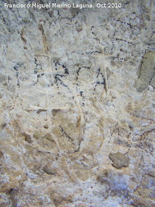 Petroglifos rupestres de la Piedra Hueca Chica - Petroglifos rupestres de la Piedra Hueca Chica. Petroglifos izquierdos