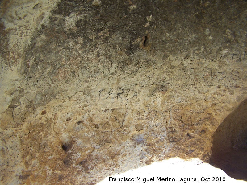 Petroglifos rupestres de la Piedra Hueca Chica - Petroglifos rupestres de la Piedra Hueca Chica. Pared de los petroglifos