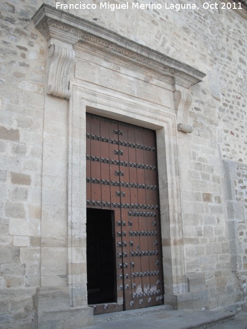 Iglesia de la Asuncin - Iglesia de la Asuncin. Portada lateral