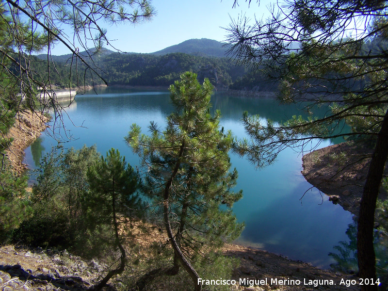 Pantano de Aguascebas - Pantano de Aguascebas. 