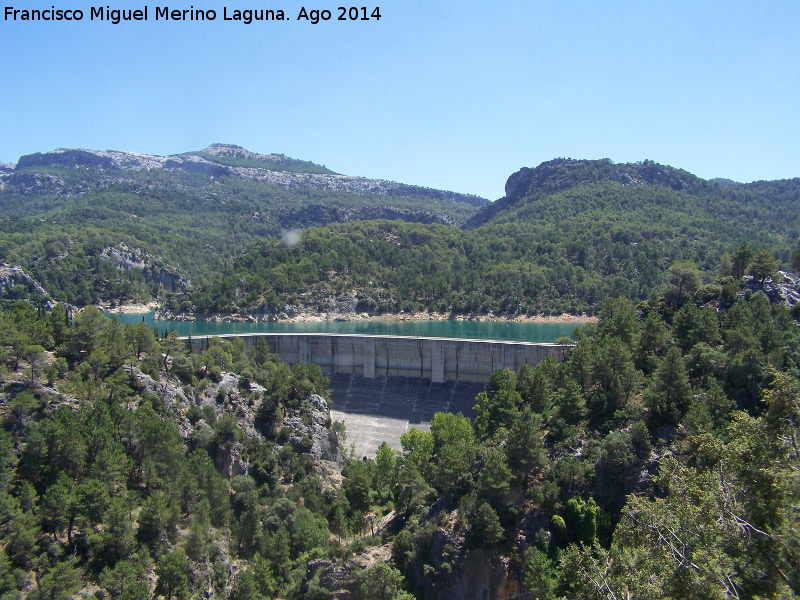 Pantano de Aguascebas - Pantano de Aguascebas. Presa