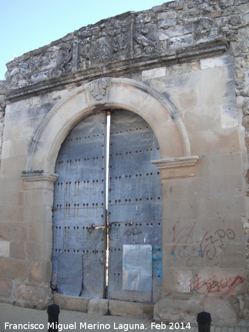 Castillo de Villardompardo - Castillo de Villardompardo. Puerta de acceso