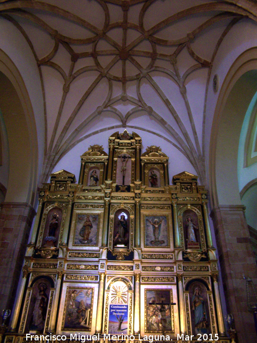 Iglesia de Ntra Sra de la Natividad - Iglesia de Ntra Sra de la Natividad. Bveda gtica y retablo