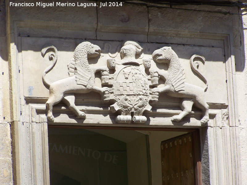 Ayuntamiento de Villanueva del Arzobispo - Ayuntamiento de Villanueva del Arzobispo. Escudo