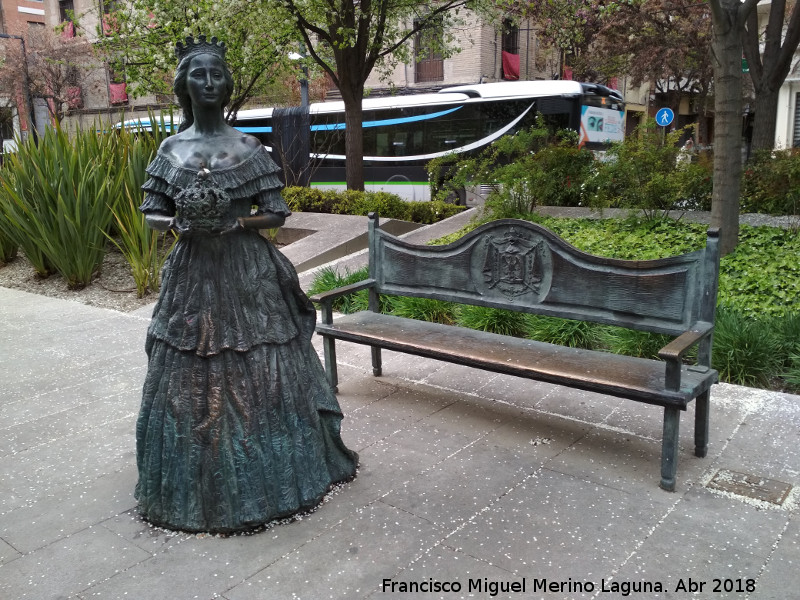 Estatua de Eugenia de Montijo - Estatua de Eugenia de Montijo. 