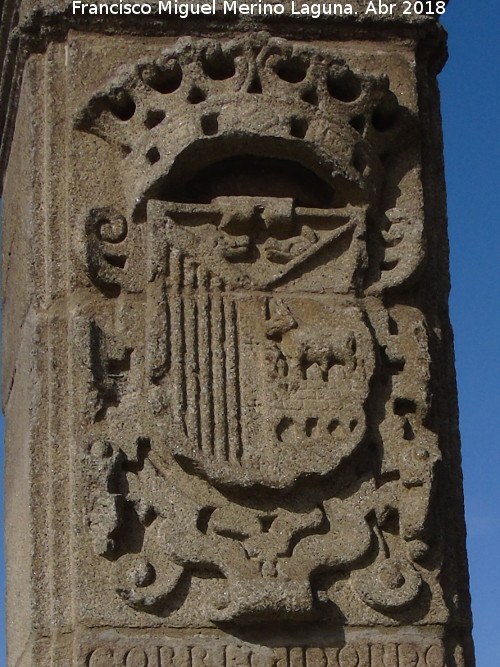 Puente Romano - Puente Romano. Escudo de Salamanca