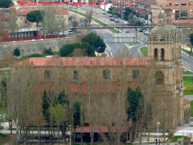 Iglesia Nueva de la Santsima Trinidad - Iglesia Nueva de la Santsima Trinidad. Desde la Catedral