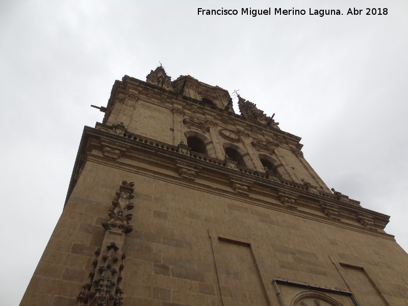 Catedral Vieja. Torre de las Campanas - Catedral Vieja. Torre de las Campanas. 