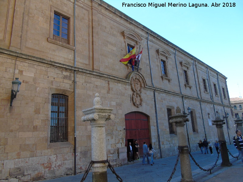 Escuelas Mayores - Escuelas Mayores. Parte trasera