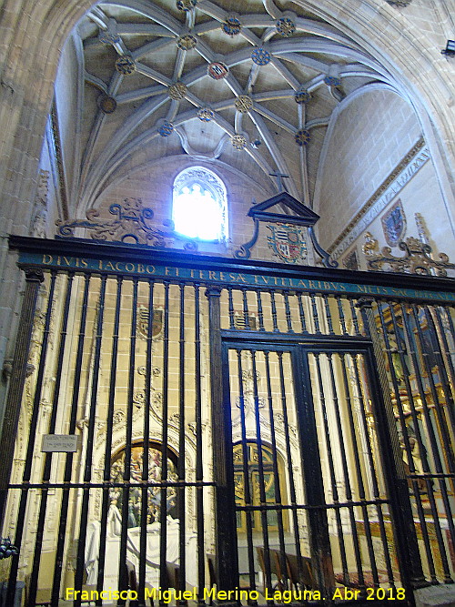 Catedral Nueva. Capilla de Santiago y Santa Teresa - Catedral Nueva. Capilla de Santiago y Santa Teresa. 