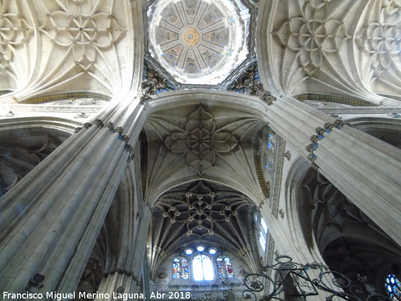 Catedral Nueva. Crucero - Catedral Nueva. Crucero. Bvedas de crucera