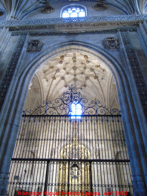 Catedral Nueva. Capilla del Cristo de las Batallas - Catedral Nueva. Capilla del Cristo de las Batallas. 