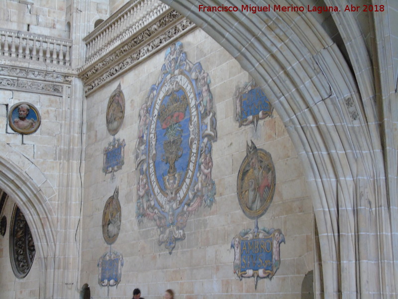 Catedral Nueva. Nave Central - Catedral Nueva. Nave Central. Frescos