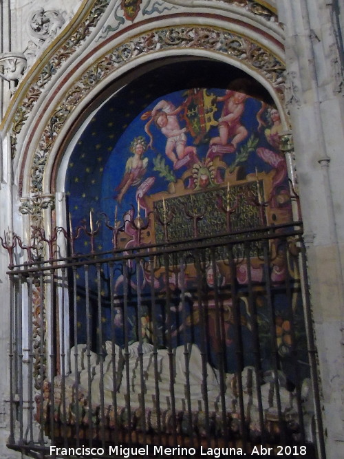 Catedral Nueva. Capilla de San Bartolom - Catedral Nueva. Capilla de San Bartolom. Sepulcro