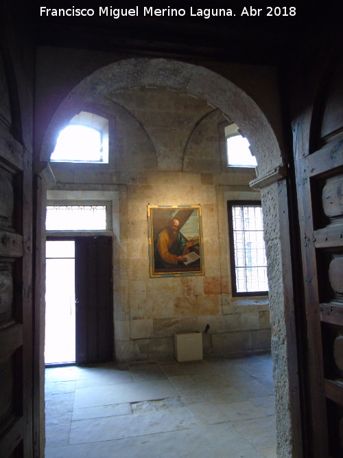 Catedral Vieja. Claustro - Catedral Vieja. Claustro. Salida de la Capilla de Santa Brbara