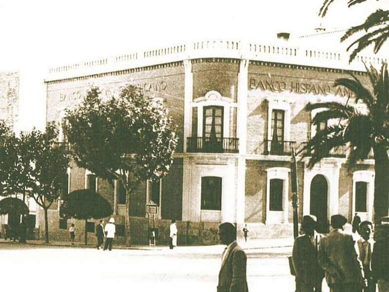 Antiguo Banco Hispano Americano - Antiguo Banco Hispano Americano. Foto antigua