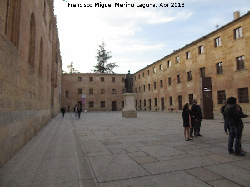 Patio de Escuelas - Patio de Escuelas. 