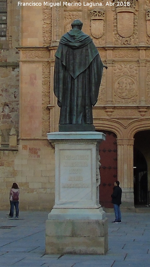 Monumento a Fray Luis de Len - Monumento a Fray Luis de Len. Parte trasera