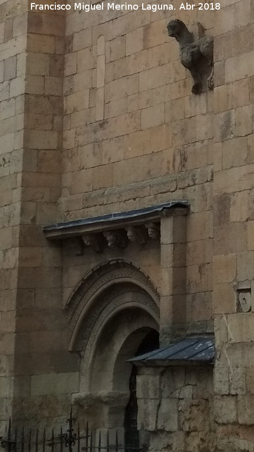 Iglesia de San Julin y Santa Basilisa - Iglesia de San Julin y Santa Basilisa. 