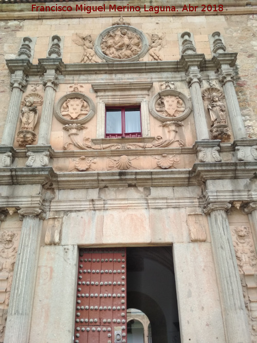 Colegio del Arzobispo Fonseca - Colegio del Arzobispo Fonseca. Portada