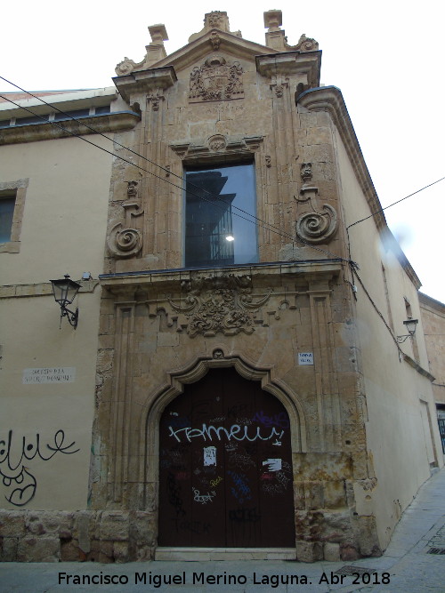 Colegio Menor de Santa Cruz de Caizares - Colegio Menor de Santa Cruz de Caizares. 