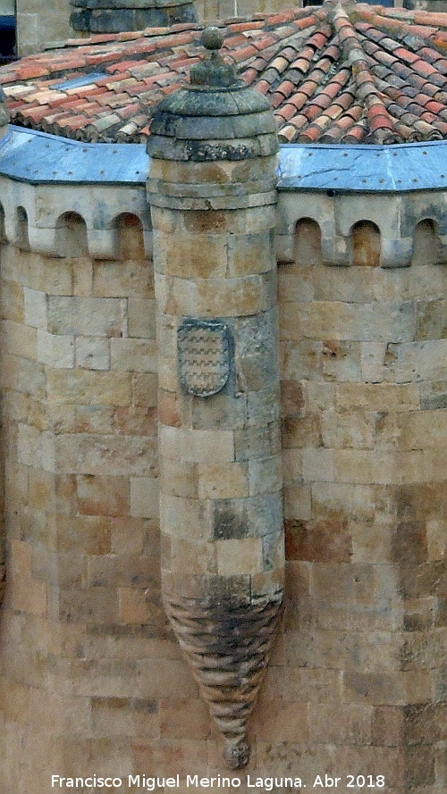 Torre del Clavero - Torre del Clavero. Escudo