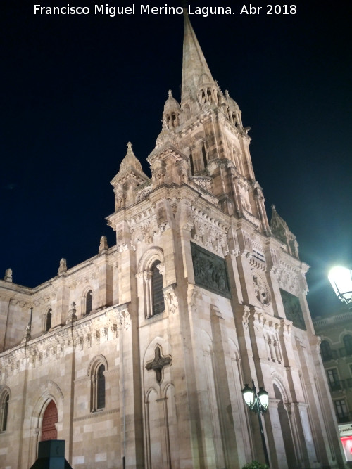 Iglesia de San Juan de Sahagn - Iglesia de San Juan de Sahagn. 