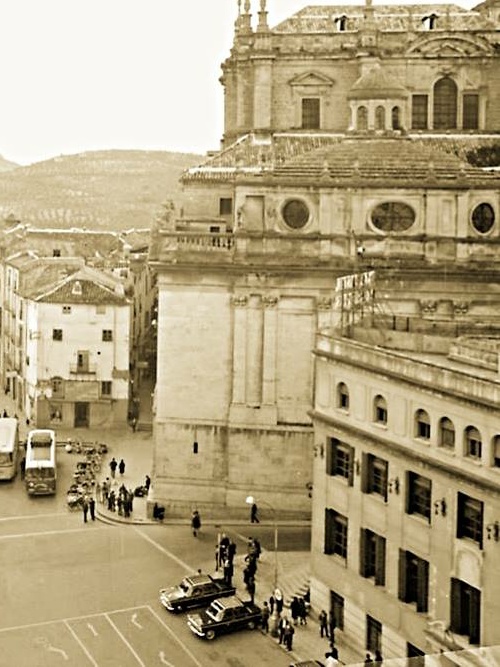 Antiguo Correos y Telgrafos - Antiguo Correos y Telgrafos. Foto antigua