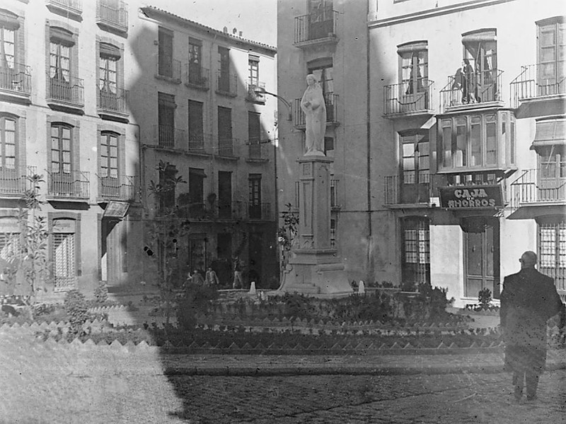 Plaza de San Ildefonso - Plaza de San Ildefonso. Foto antigua