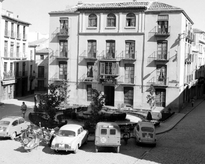 Plaza de San Ildefonso - Plaza de San Ildefonso. Foto antigua. Caja de Ahorros de Crdoba