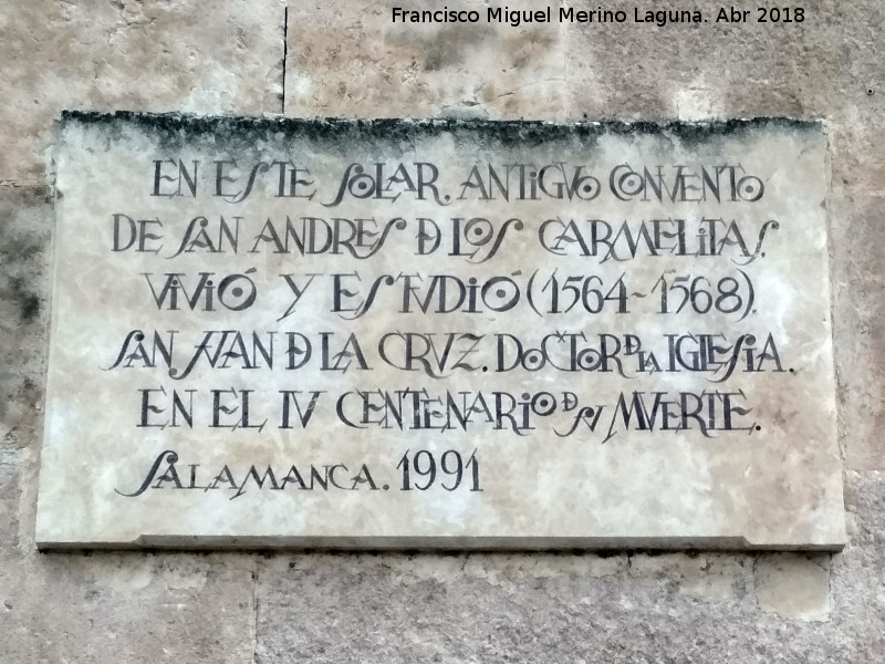 Iglesia del Carmen de Abajo - Iglesia del Carmen de Abajo. Placa a San Juan de la Cruz