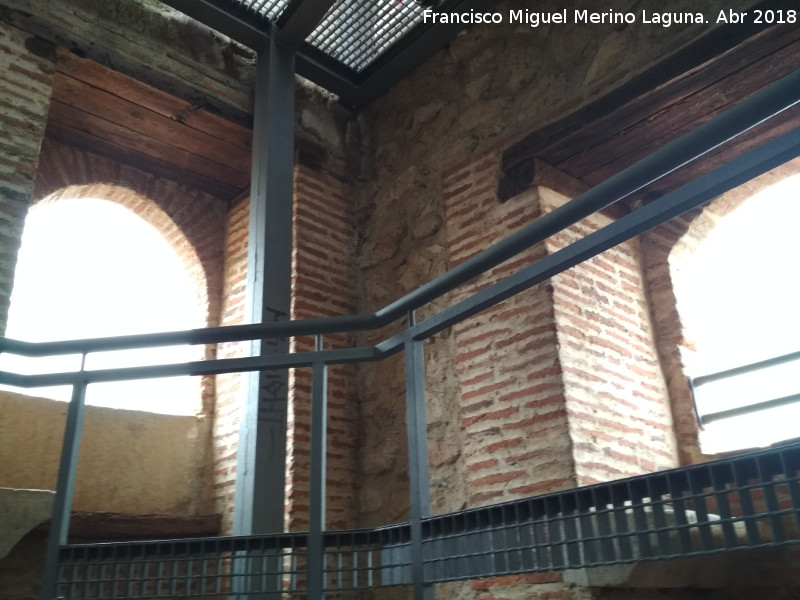 Torre del Marqus de Villena - Torre del Marqus de Villena. Interior