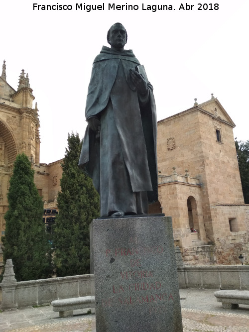 Monumento a Francisco de Vitoria - Monumento a Francisco de Vitoria. 