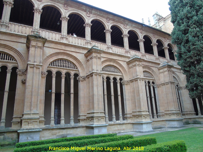 Convento de San Esteban. Claustro - Convento de San Esteban. Claustro. 