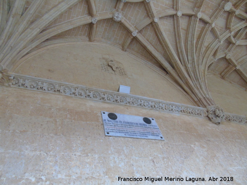 Convento de San Esteban. Claustro - Convento de San Esteban. Claustro. 