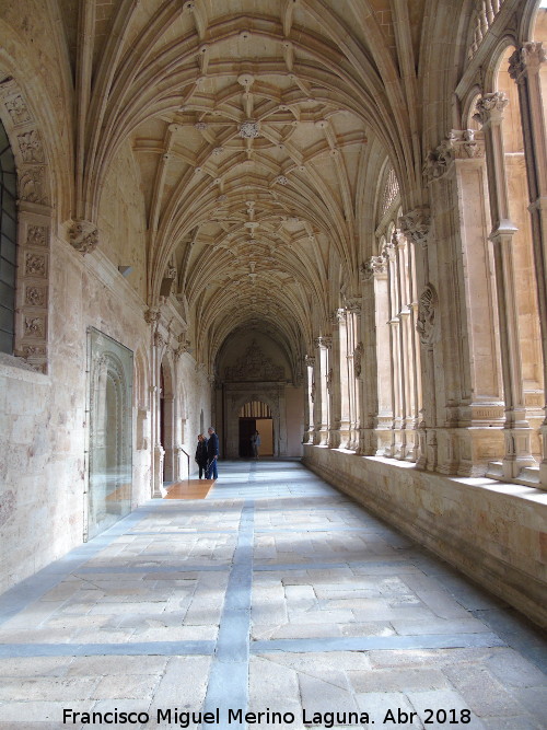 Convento de San Esteban. Claustro - Convento de San Esteban. Claustro. 