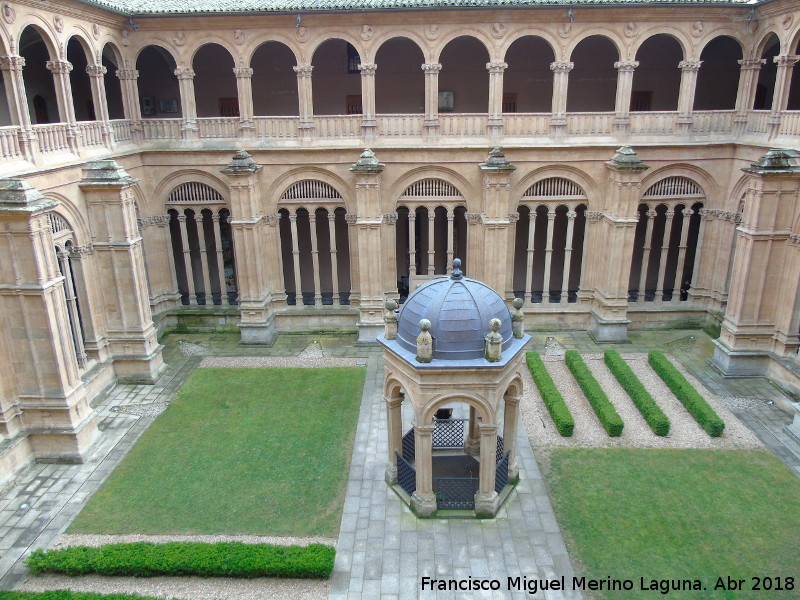 Convento de San Esteban. Claustro - Convento de San Esteban. Claustro. 