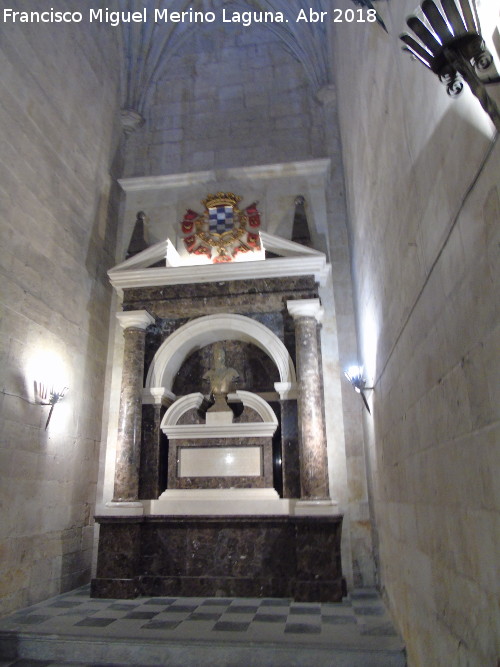 Convento de San Esteban. Sepulcro del III duque de Alba - Convento de San Esteban. Sepulcro del III duque de Alba. 