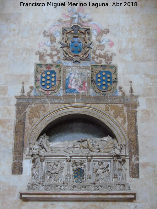 Convento de San Esteban. Capilla de San Jacinto de Polonia - Convento de San Esteban. Capilla de San Jacinto de Polonia. Sepulcro