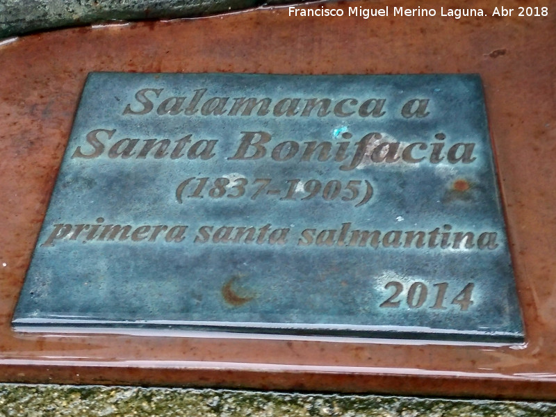 Monumento a Santa Bonifacia - Monumento a Santa Bonifacia. Placa