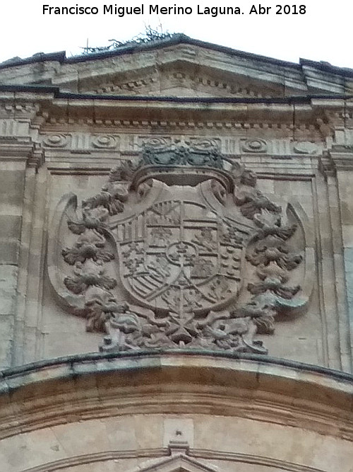 Colegio Menor de Calatrava - Colegio Menor de Calatrava. Escudo