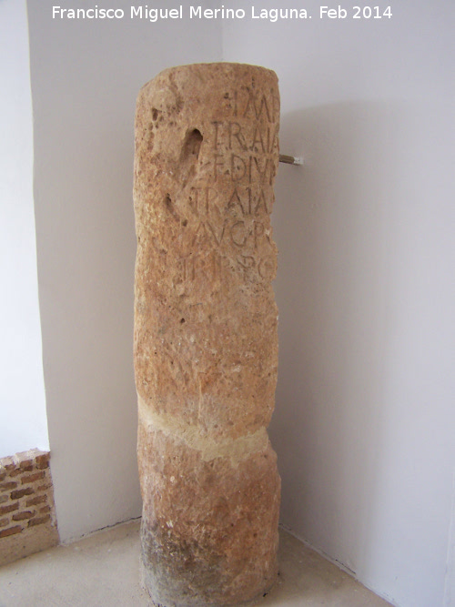 Necrpolis del Salido Alto - Necrpolis del Salido Alto. Miliario romano. Museo Arqueolgico de Santisteban