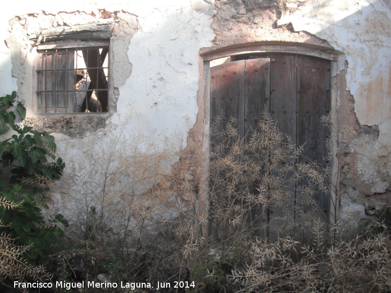 Cortijo de La Magdalena - Cortijo de La Magdalena. Puerta de arco rebajado