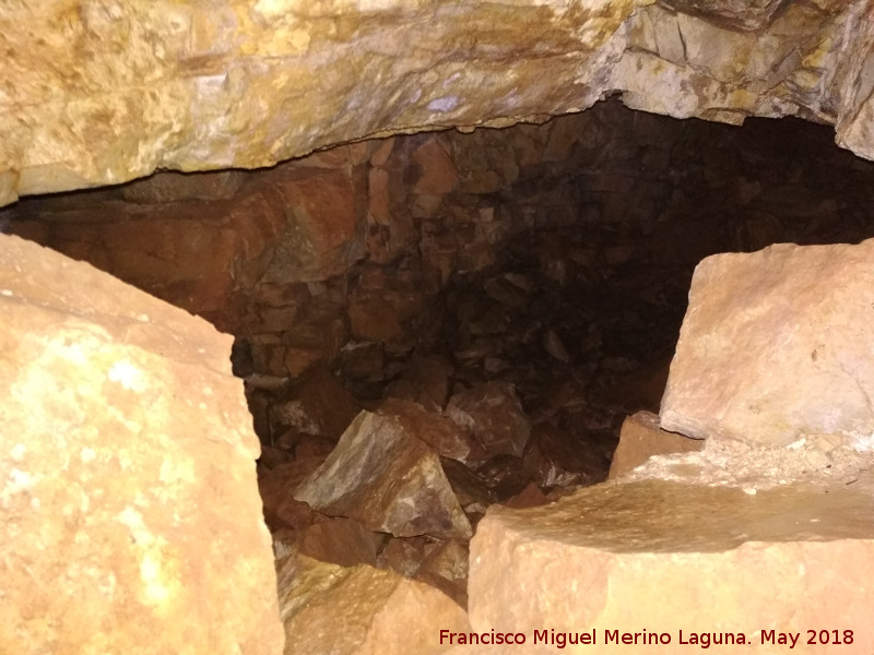 Cueva de El Mansegoso - Cueva de El Mansegoso. 