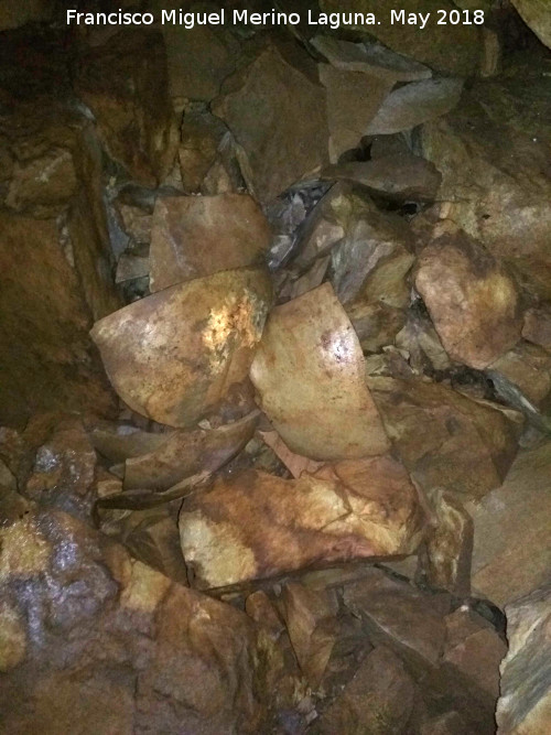 Cueva de El Mansegoso - Cueva de El Mansegoso. 