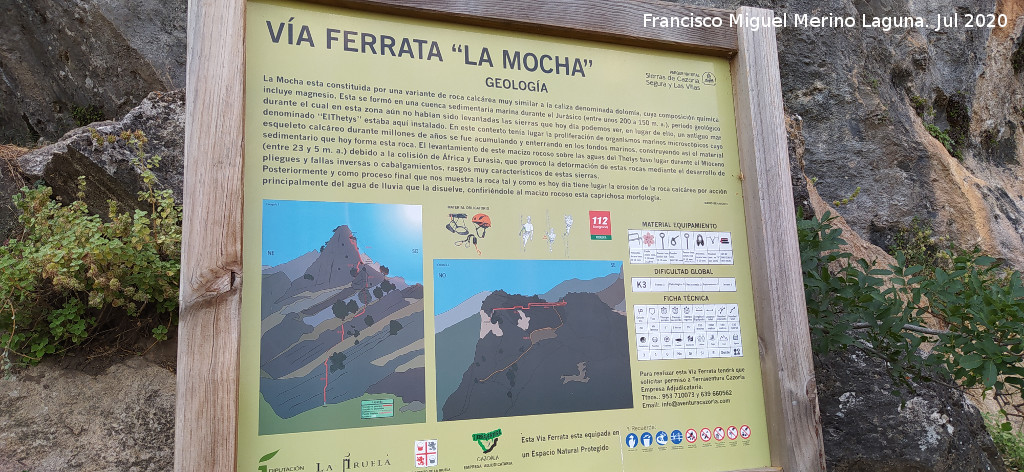 V�a ferrata La Mocha - V�a ferrata La Mocha. Cartel