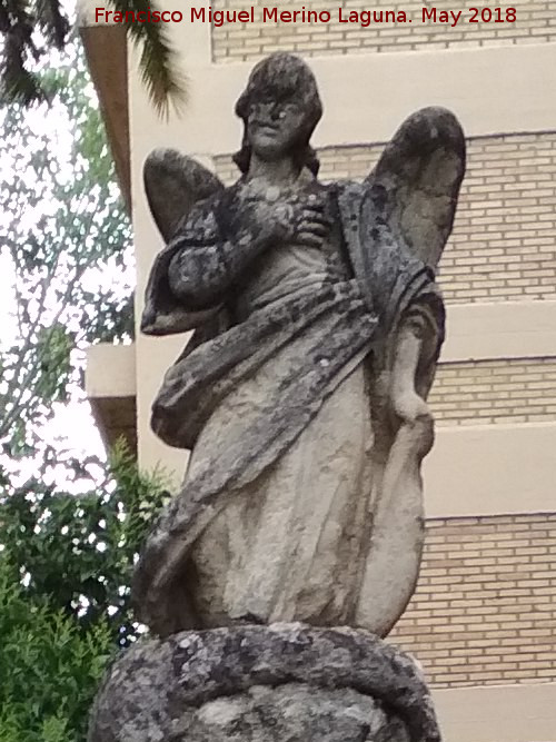 Triunfo de San Rafael de la Calle Cárcamo - Triunfo de San Rafael de la Calle Cárcamo. Estatua