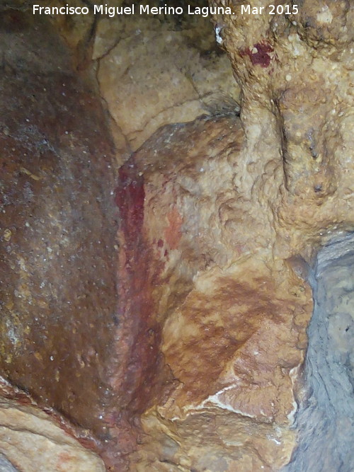Pinturas rupestres de la Cueva de los Herreros Grupo VIII - Pinturas rupestres de la Cueva de los Herreros Grupo VIII. Barra y punto