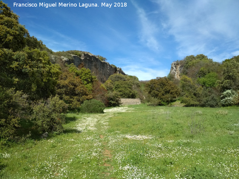 Alberca de la Pea de los Gitanos - Alberca de la Pea de los Gitanos. Situacin